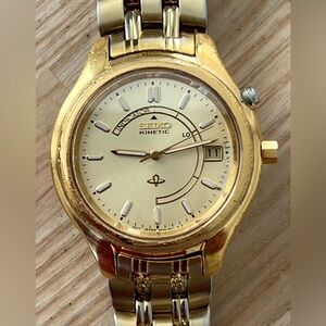 Seiko Kinetic Automatic Men’s Watch Gold-Tone Dial, Case, Bracelet, Date Window